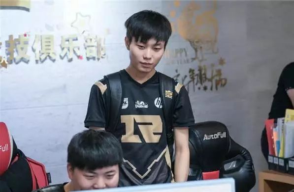 跑动与耐心 跑动与耐心